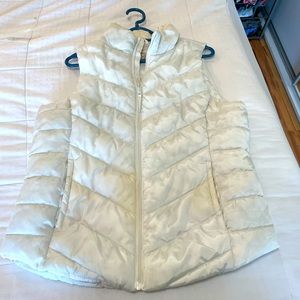 White vest. Size large